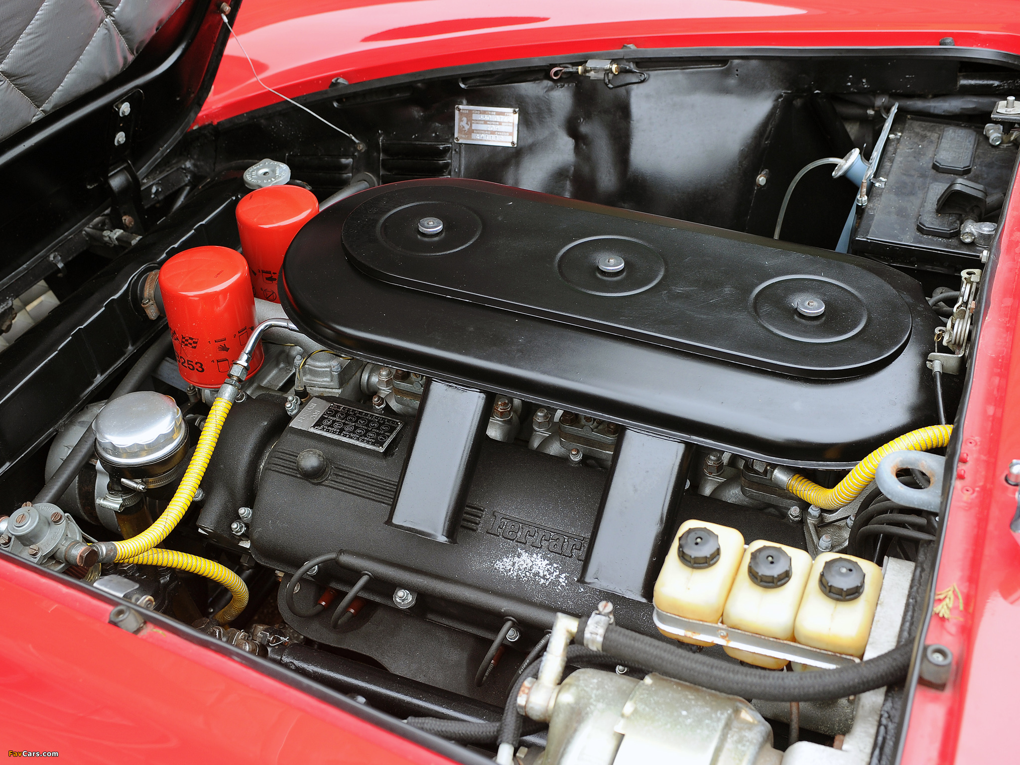 Pictures of Ferrari 330 GTC 1966–68 (2048 x 1536)