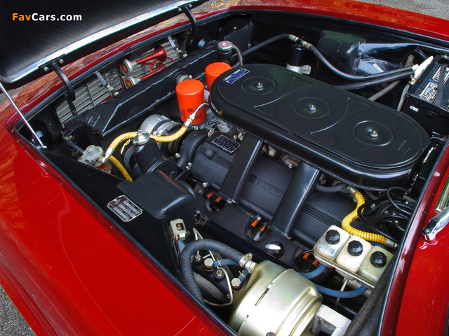 Ferrari 330 GT Coupe 1967 wallpapers (640 x 480)