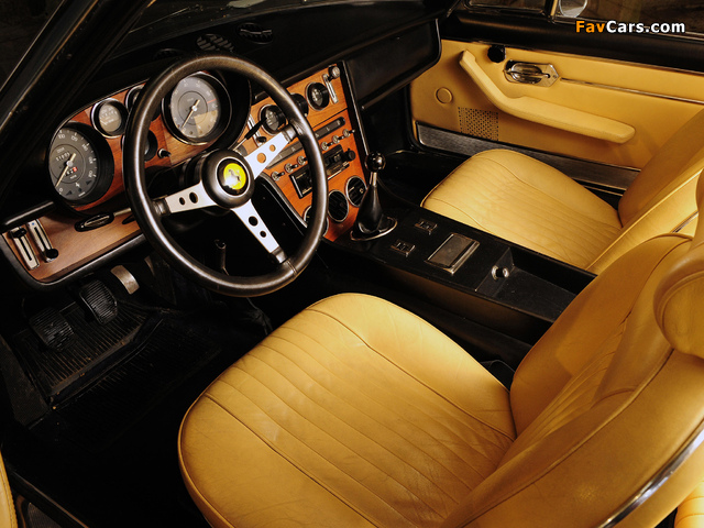 Ferrari 365 GT 2+2 US-spec 1968–70 images (640 x 480)