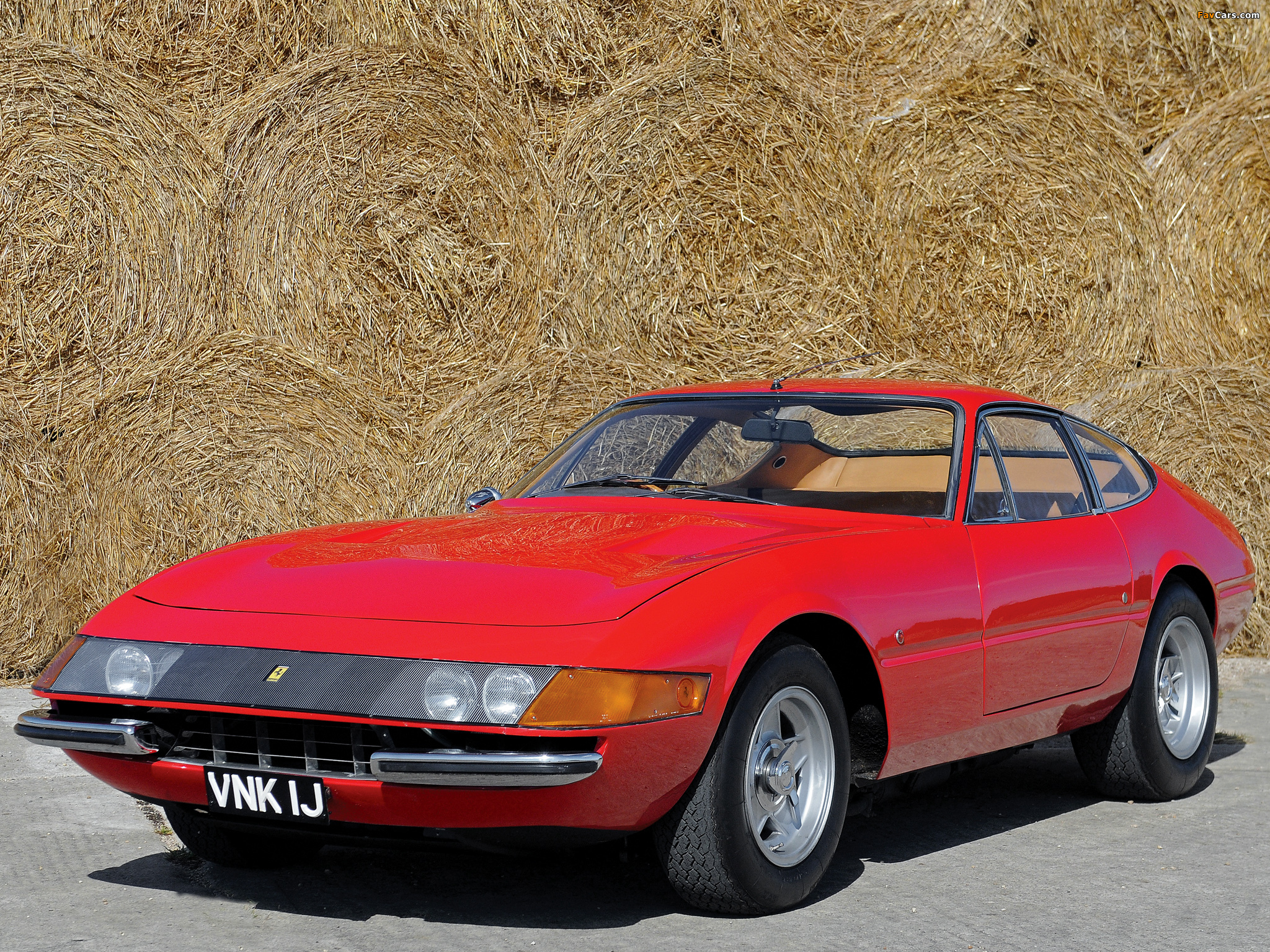 Ferrari 365 GTB/4 Daytona UK-spec 1968–71 images (2048 x 1536)