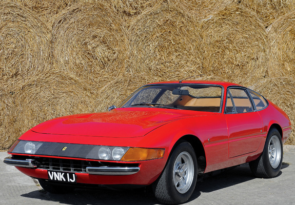 Ferrari 365 GTB/4 Daytona UK-spec 1968–71 images
