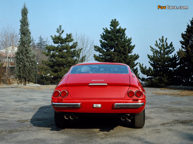 Ferrari 365 GTB/4 Daytona 1968–74 pictures (640 x 480)