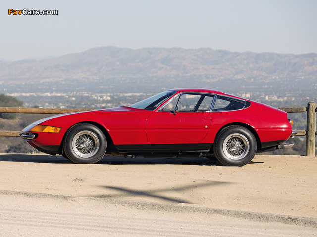 Ferrari 365 GTB/4 Daytona 1968–74 pictures (640 x 480)