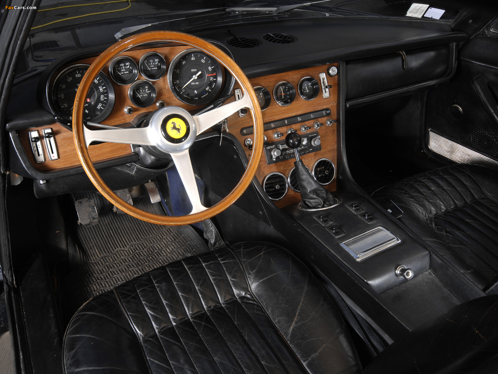 Ferrari 365 GT 2+2 1968–70 wallpapers (1600 x 1200)