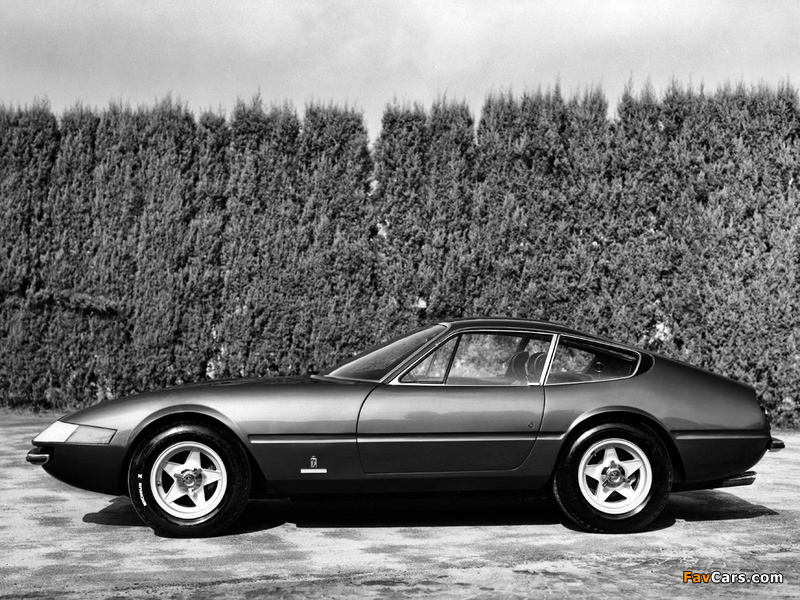 Ferrari 365 GTB/4 Daytona 1968–74 wallpapers (800 x 600)