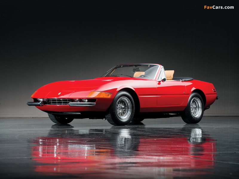 Ferrari 365 GTS/4 Daytona Spider 1970–74 images (800 x 600)