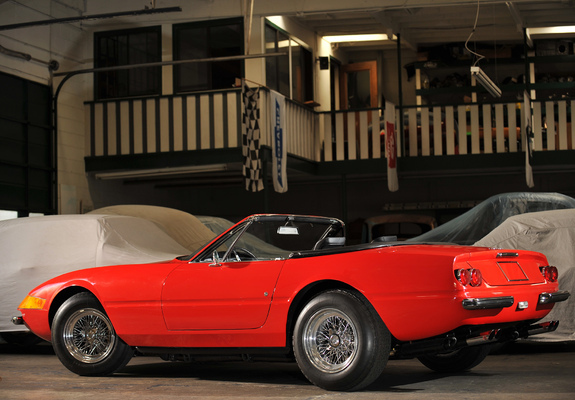 Ferrari 365 GTS/4 Daytona Spider 1970–74 photos