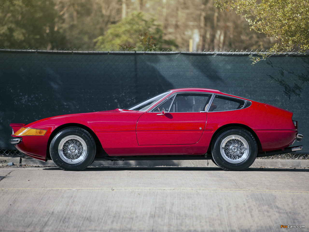 Ferrari 365 GTB/4 Daytona 1971–73 images (1280 x 960)