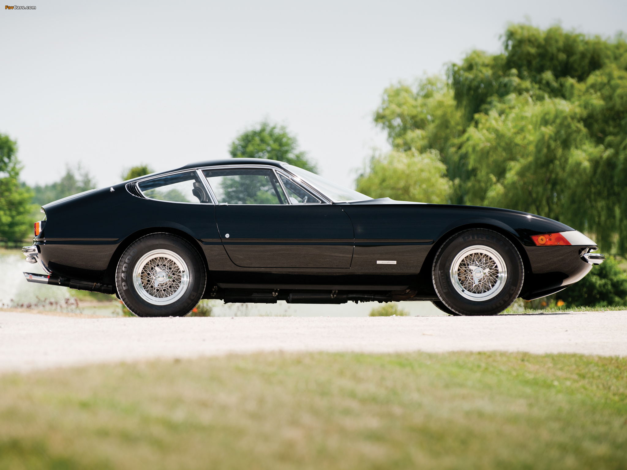 Ferrari 365 GTB/4 Daytona 1971–73 pictures (2048 x 1536)