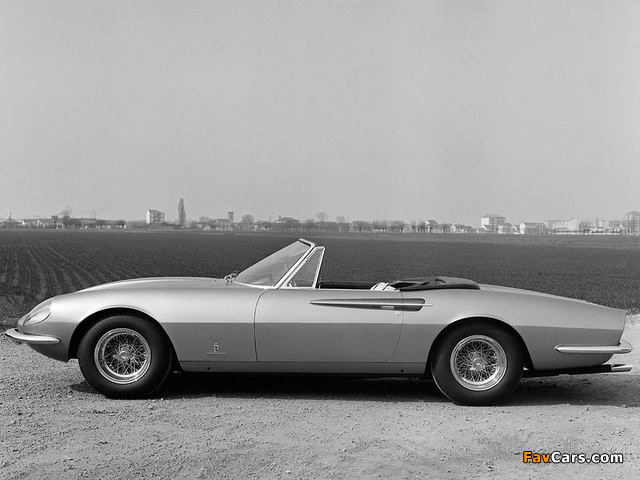 Images of Ferrari 365 California Spyder 1966–67 (640 x 480)