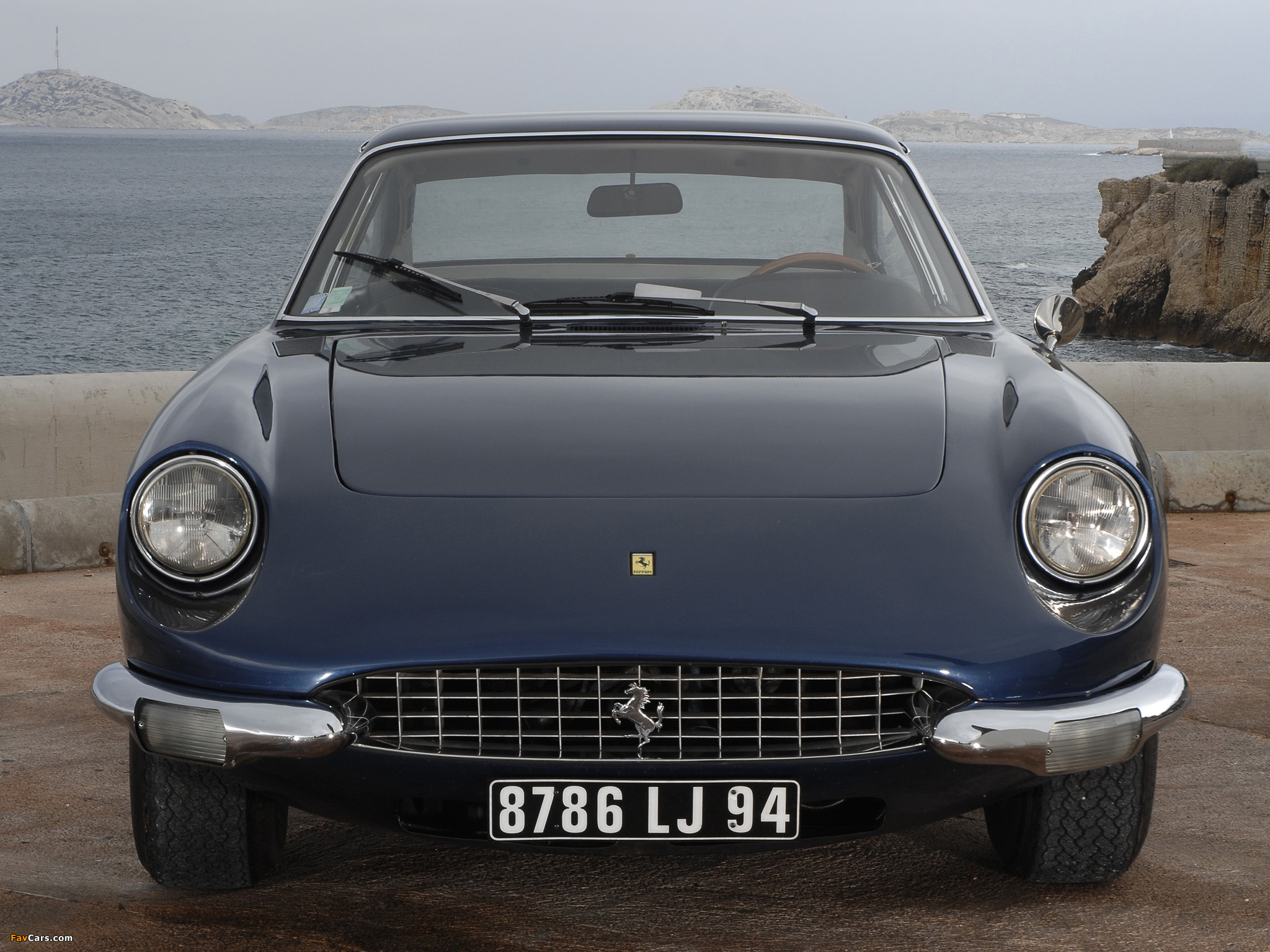 Images of Ferrari 365 GT 2+2 1968–70 (2048 x 1536)