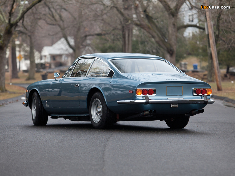 Photos of Ferrari 365 GT 2+2 US-spec 1968–70 (800 x 600)