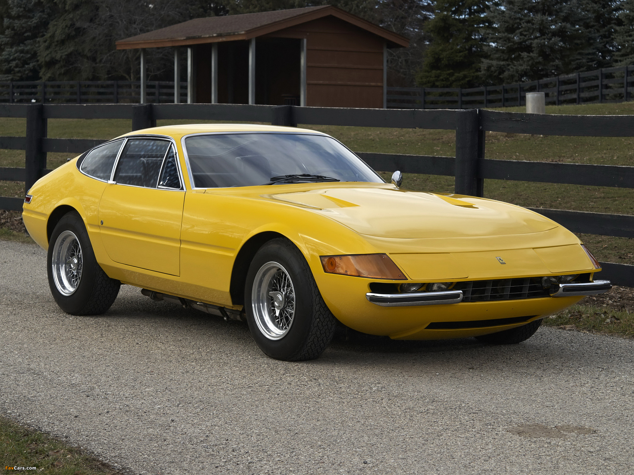 Photos of Ferrari 365 GTB/4 Daytona 1968–74 (2048 x 1536)