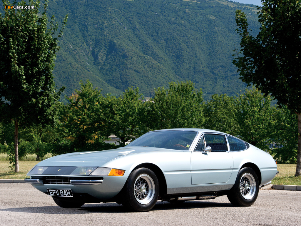 Photos of Ferrari 365 GTB/4 Daytona 1968–74 (1024 x 768)