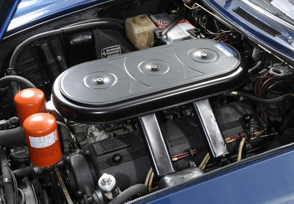 Photos of Ferrari 365 GT 2+2 1968–70