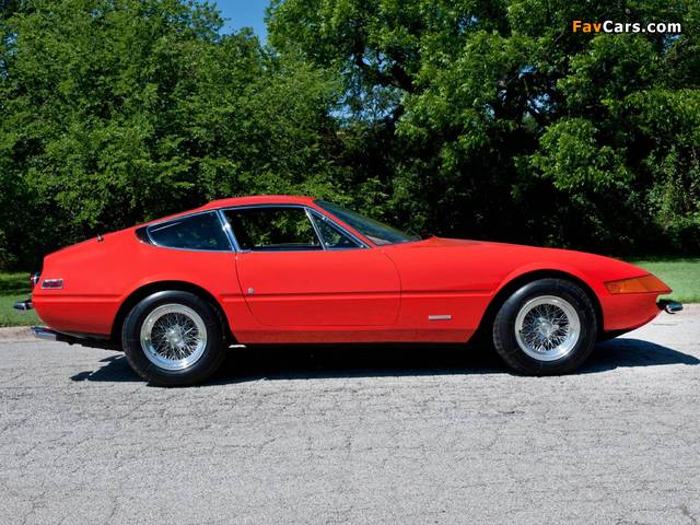 Photos of Ferrari 365 GTB/4 Daytona 1968–74 (640 x 480)
