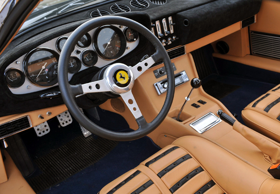 Photos of Ferrari 365 GTB/4 Daytona 1971–73