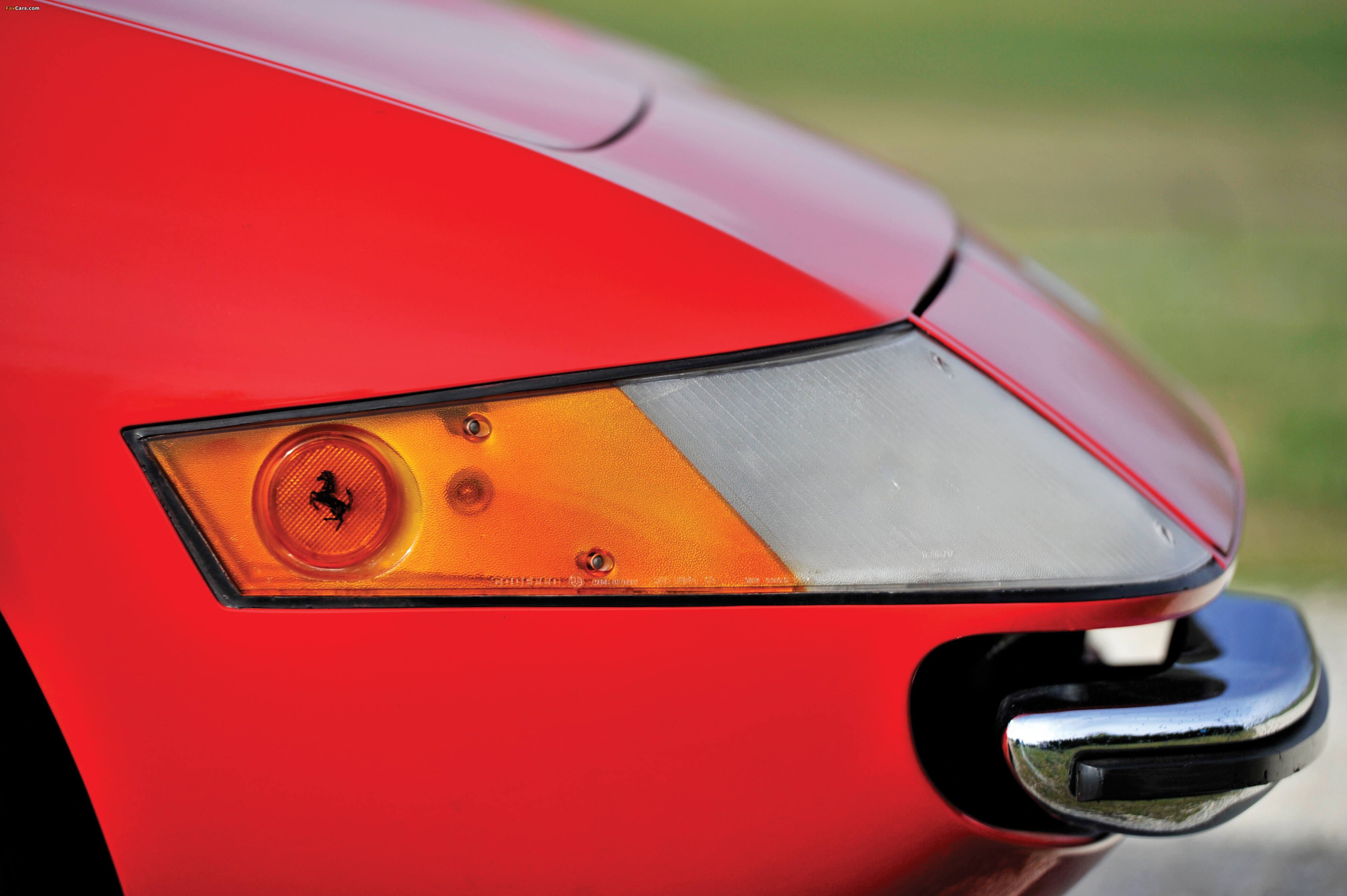 Photos of Ferrari 365 GTS/4 