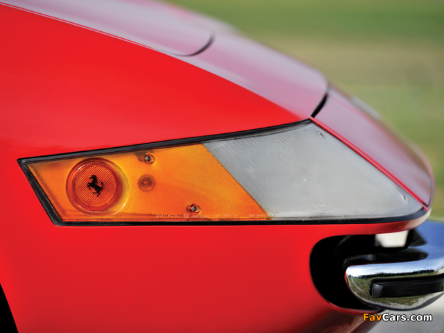 Photos of Ferrari 365 GTS/4 