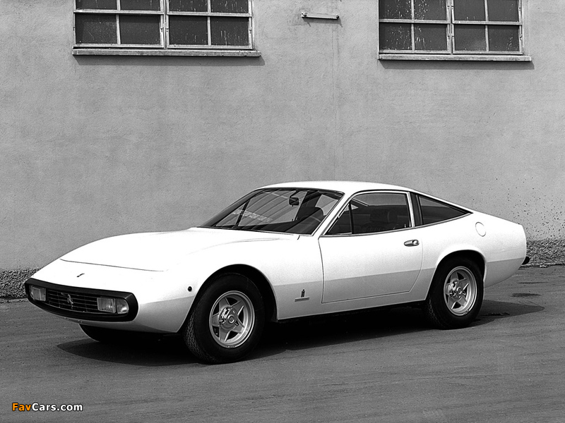 Photos of Ferrari 365 GTC/4 1971–73 (800 x 600)