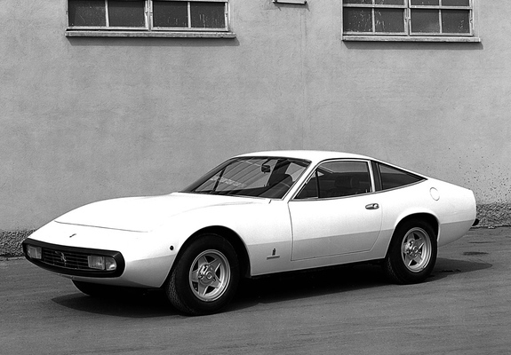 Photos of Ferrari 365 GTC/4 1971–73