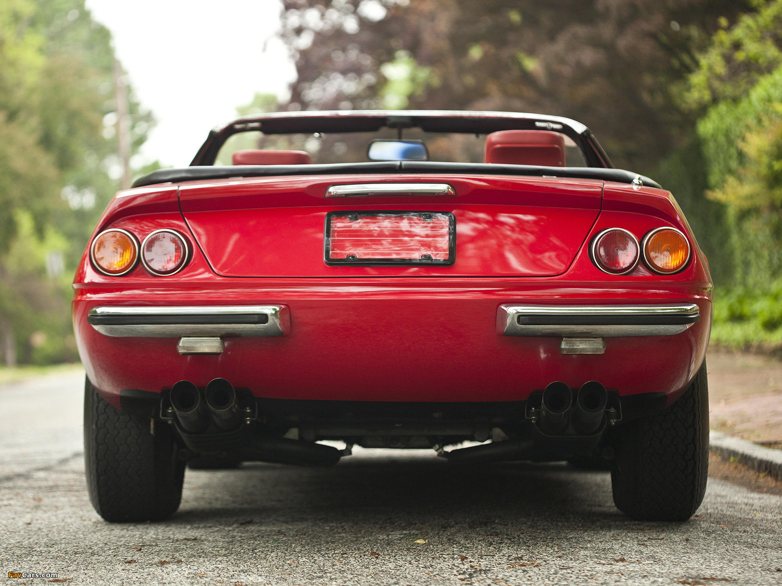 Pictures of Ferrari 365 GTS/4 Daytona Spider 1970–74 (1600 x 1200)