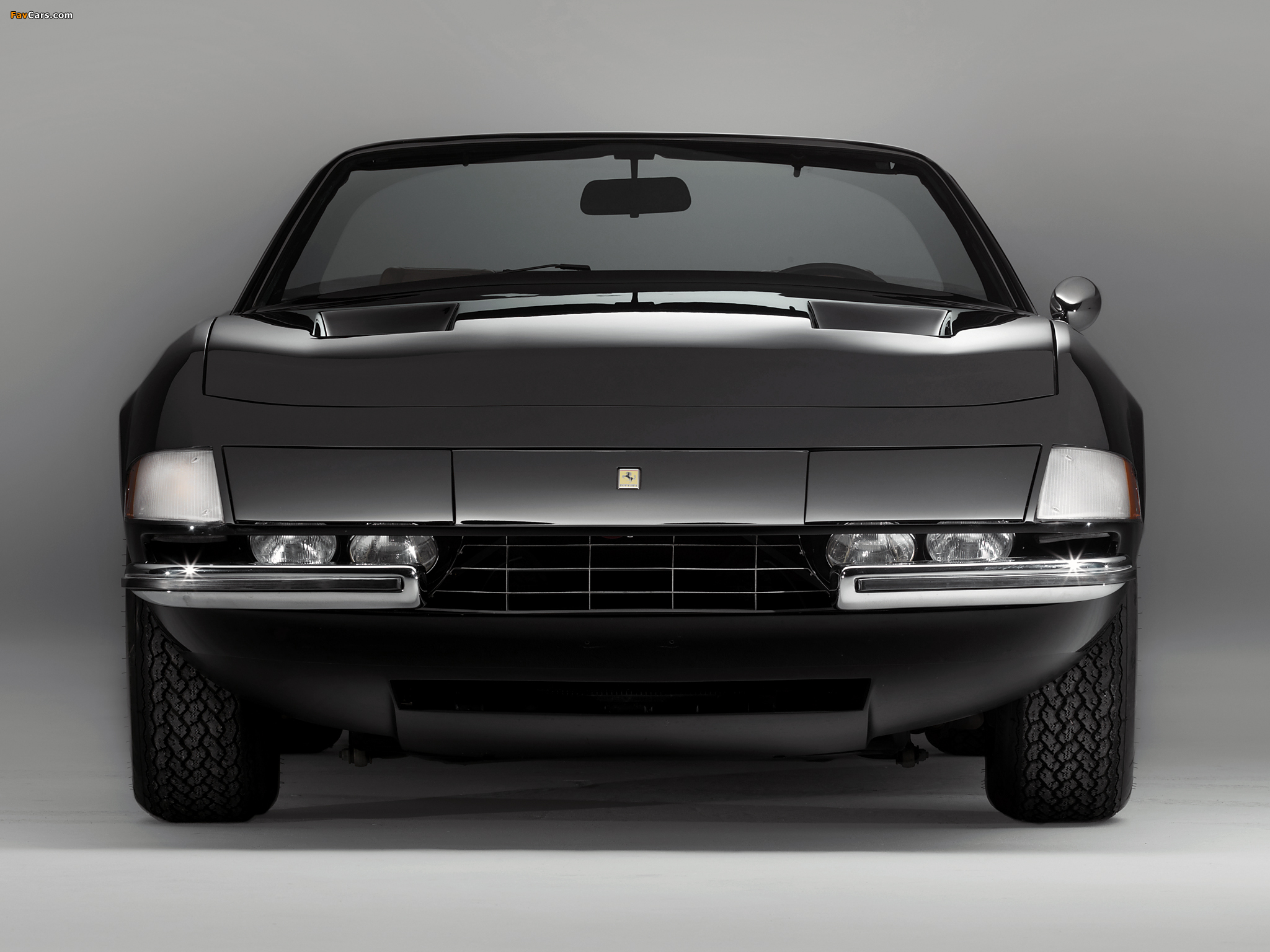 Pictures of Ferrari 365 GTS/4 Daytona Spider 1970–74 (2048 x 1536)
