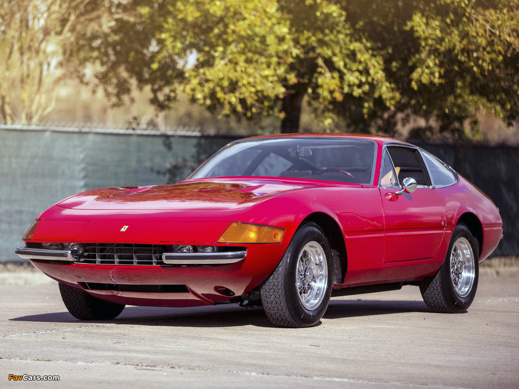 Pictures of Ferrari 365 GTB/4 Daytona 1971–73 (1024 x 768)