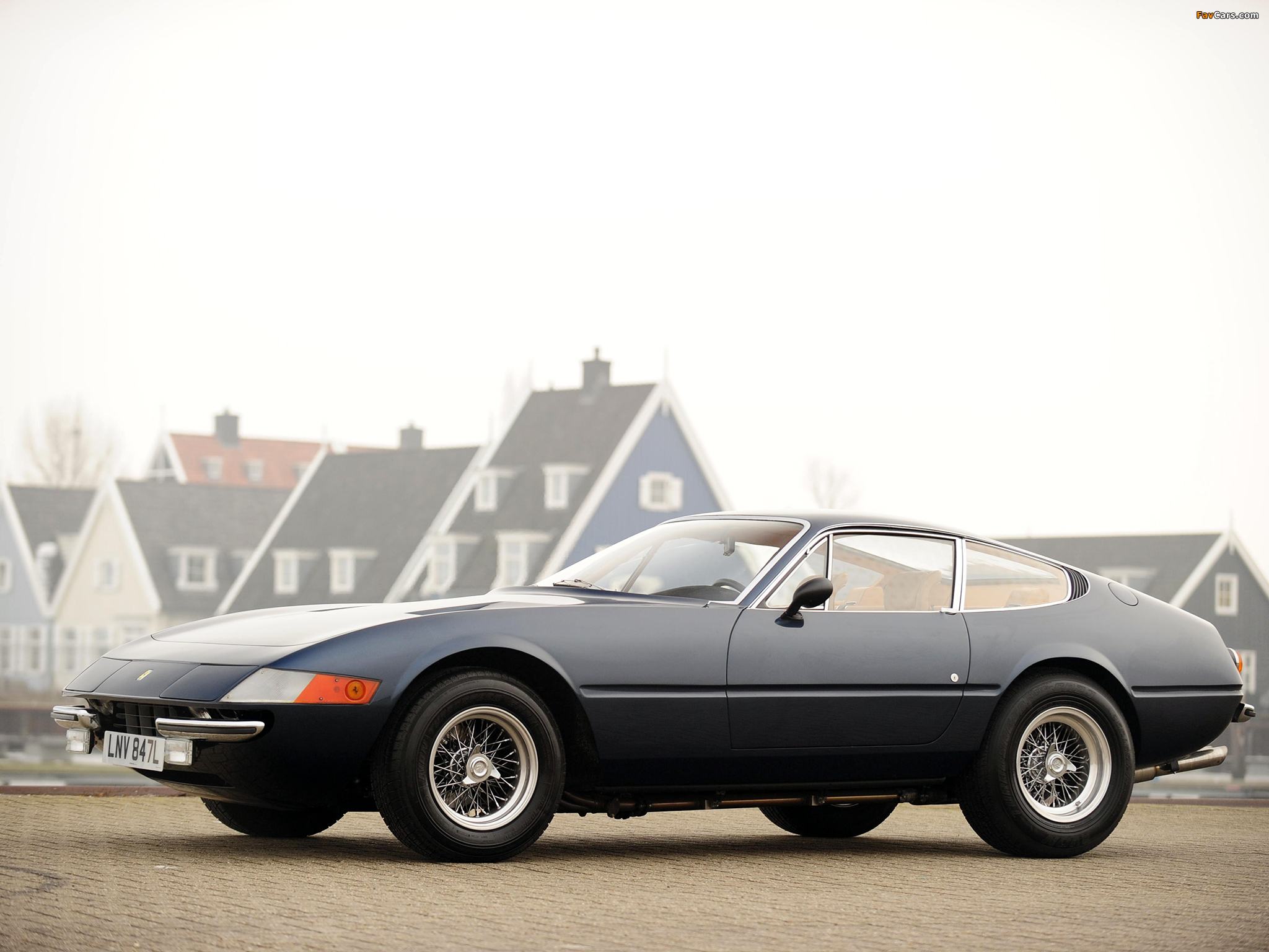 Pictures of Ferrari 365 GTB/4 Daytona 1971–73 (2048 x 1536)