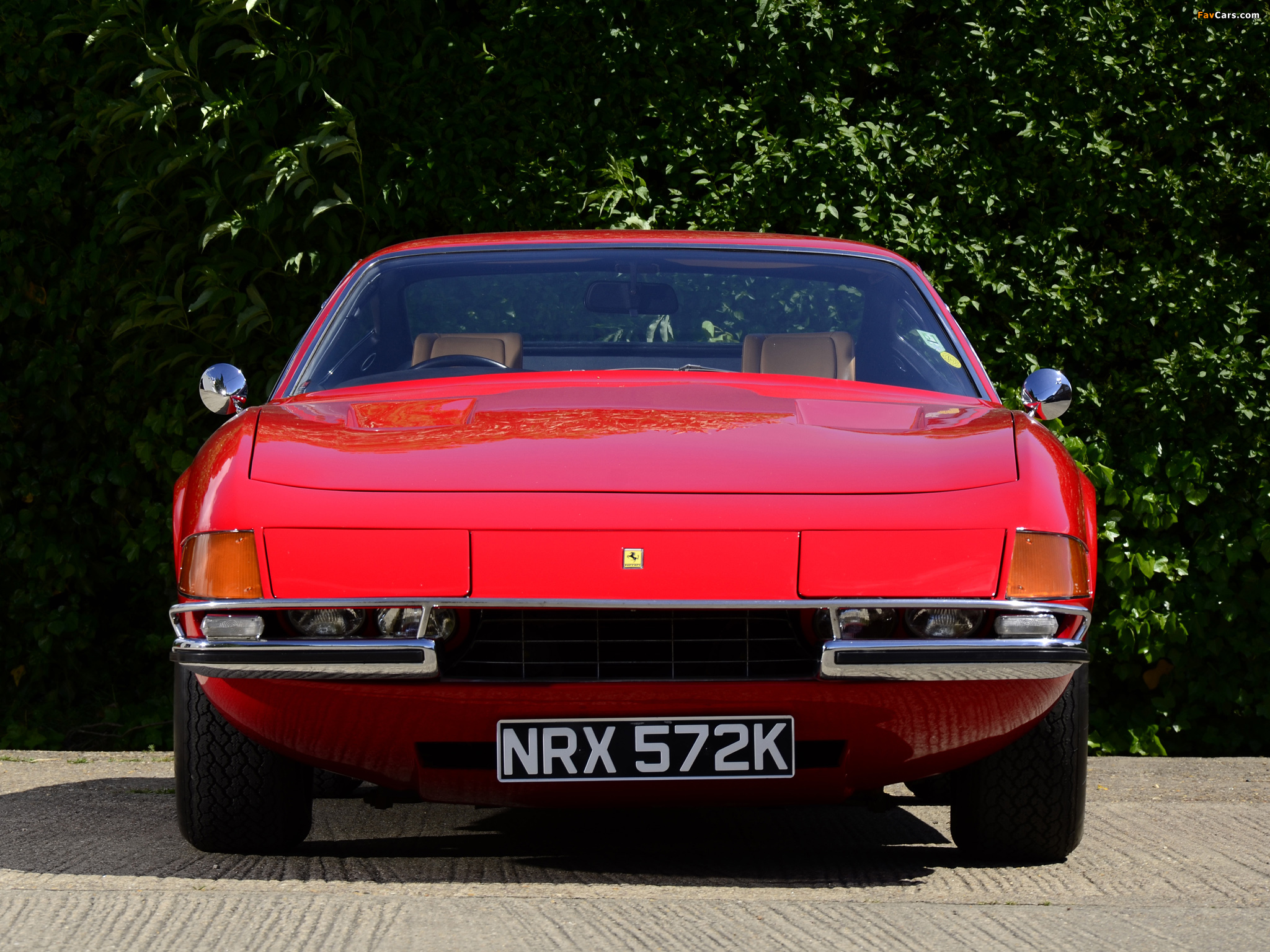 Pictures of Ferrari 365 GTB/4 Daytona UK-spec 1971–73 (2048 x 1536)