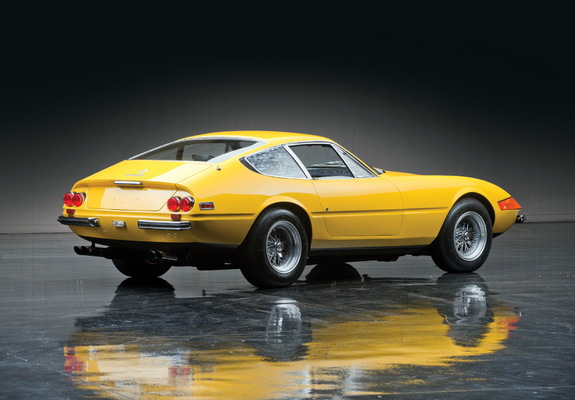Ferrari 365 GTB/4 Daytona 1968–74 wallpapers