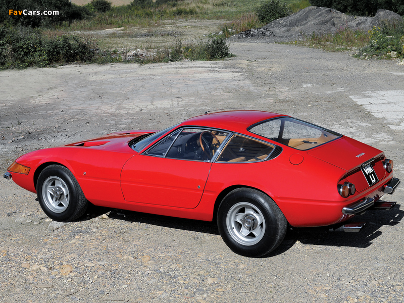 Ferrari 365 GTB/4 Daytona UK-spec 1968–71 wallpapers (800 x 600)