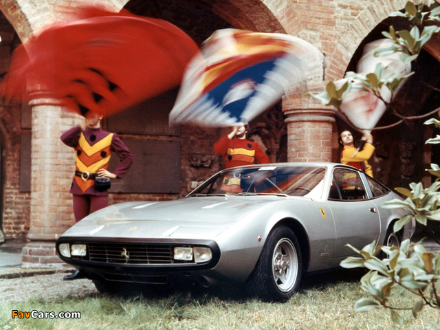 Ferrari 365 GTC/4 1971–73 wallpapers (640 x 480)
