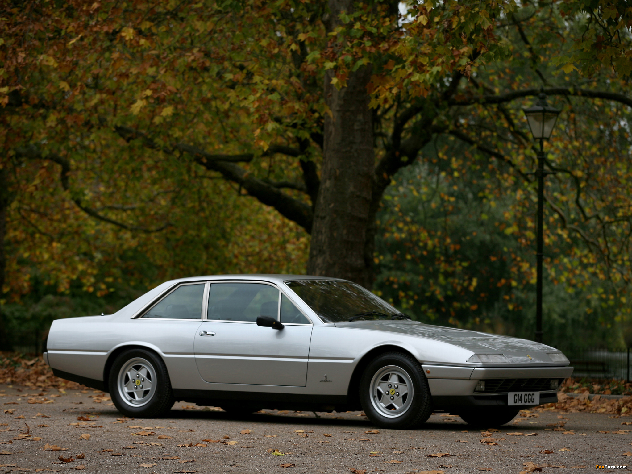 Ferrari 412i 2+2 1985–89 images (2048 x 1536)