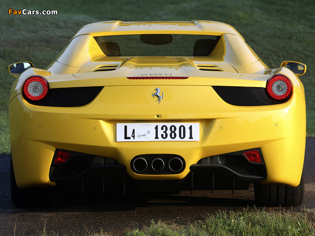 Ferrari 458 Spider 2011 photos (640 x 480)