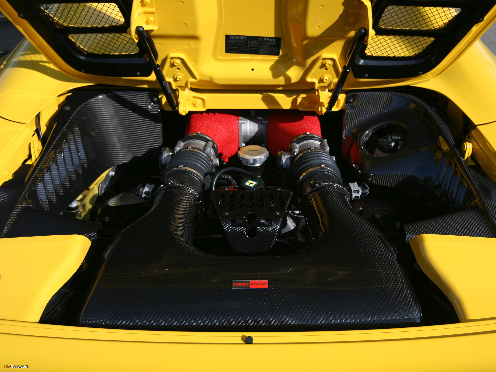 Novitec Rosso Ferrari 458 Spider 2012 images (2048 x 1536)