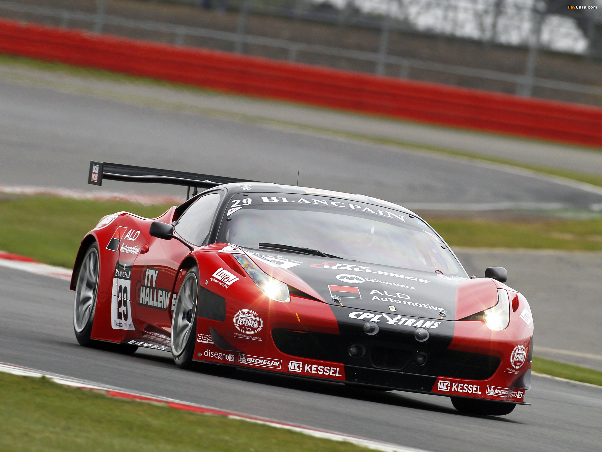 Images of Ferrari 458 Italia GT3 2011 (2048 x 1536)