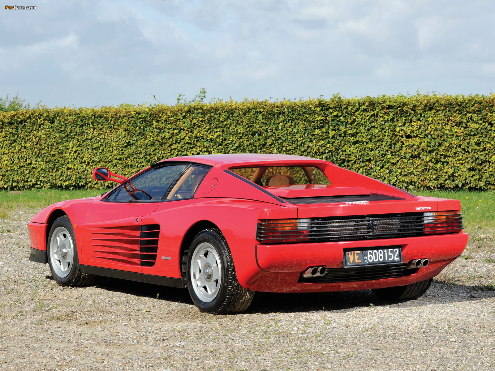 Images of Ferrari 512 Testarossa 1984–87 (1600 x 1200)