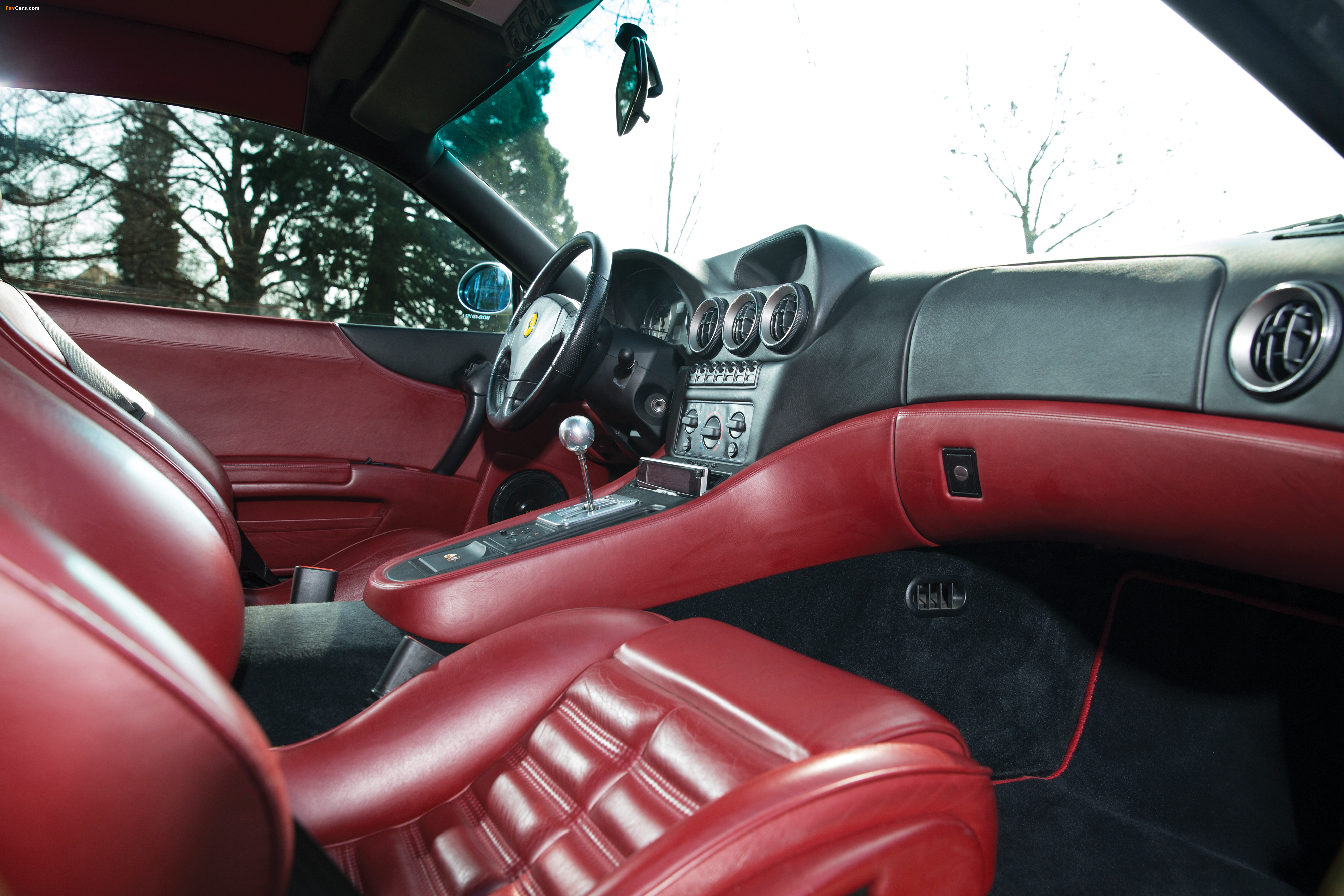 Ferrari 550 Maranello 1996–2002 pictures (4000 x 2667)