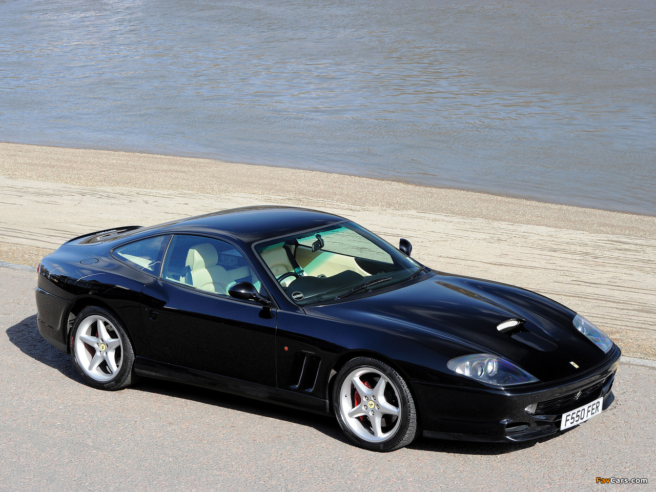 Ferrari 550 Maranello UK-spec 1996–2002 wallpapers (1280 x 960)