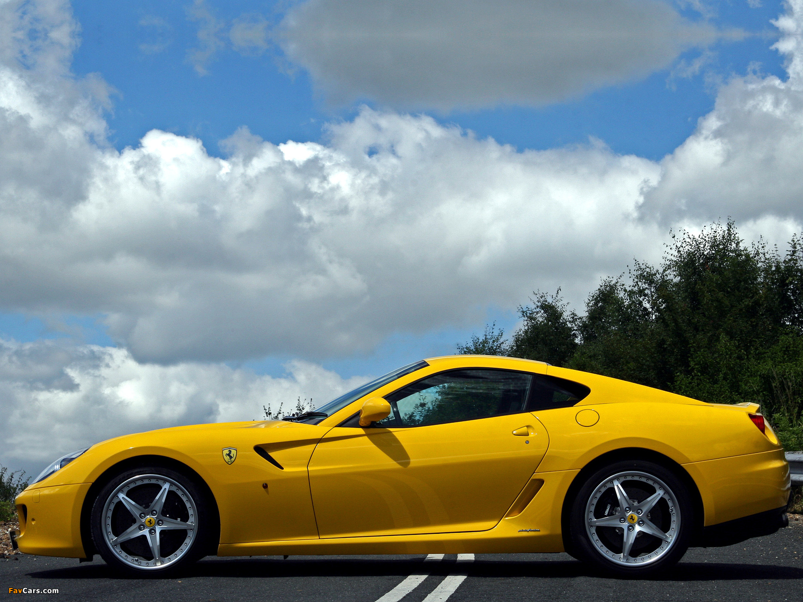 Ferrari 599 GTB Fiorano HGTE UK-spec 2009 wallpapers (1600 x 1200)