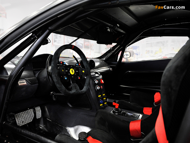 Ferrari 599XX Evoluzione 2012 images (640 x 480)