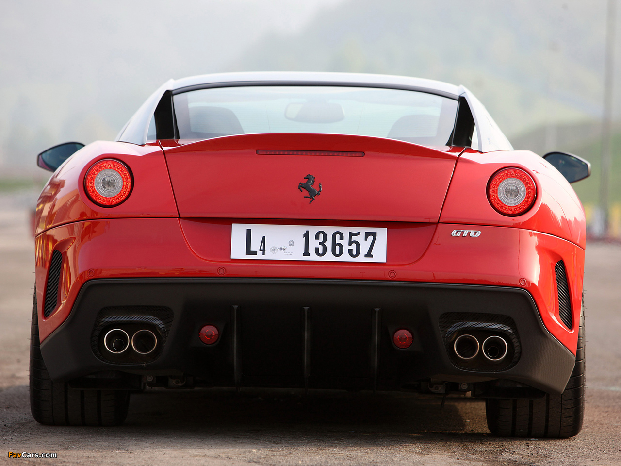 Photos of Ferrari 599 GTO 2010 (1280 x 960)