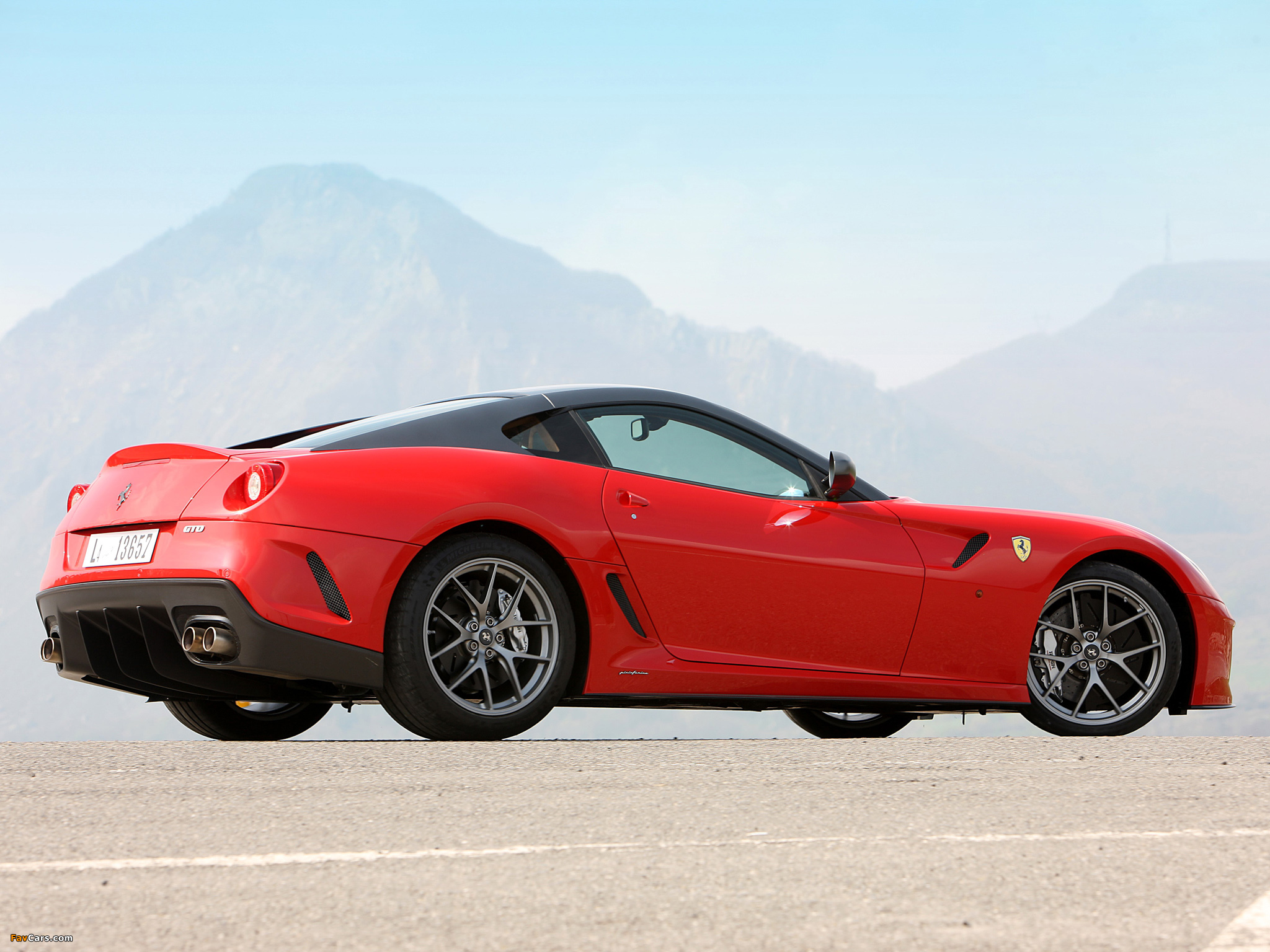 Pictures of Ferrari 599 GTO 2010 (2048 x 1536)