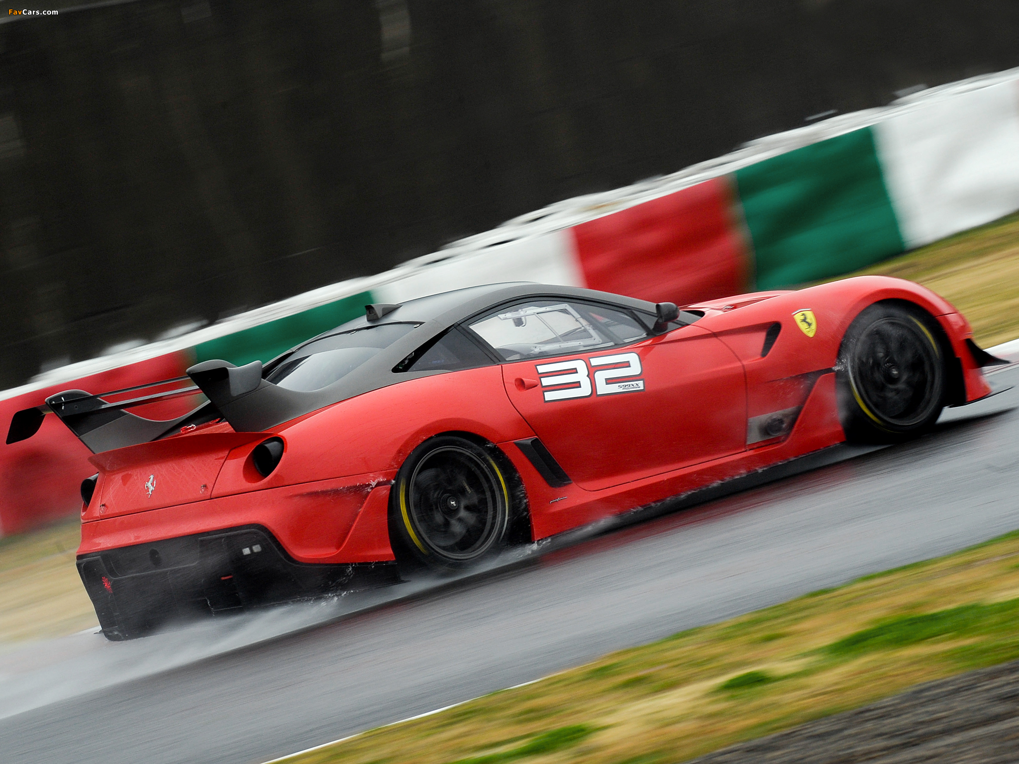 Ferrari 599XX Evoluzione 2012 wallpapers (2048 x 1536)