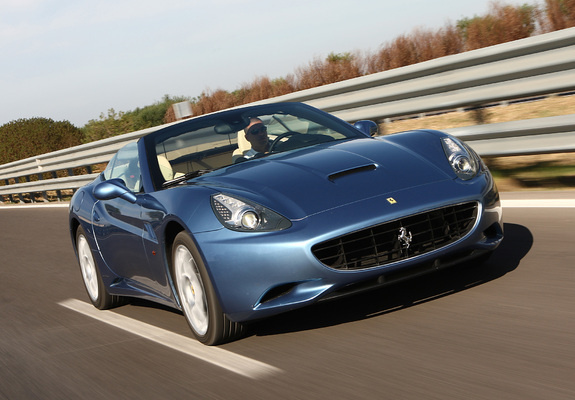 Ferrari California 2009–12 images