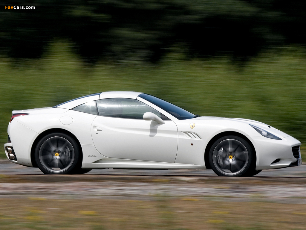 Ferrari California UK-spec 2009–12 pictures (1024 x 768)