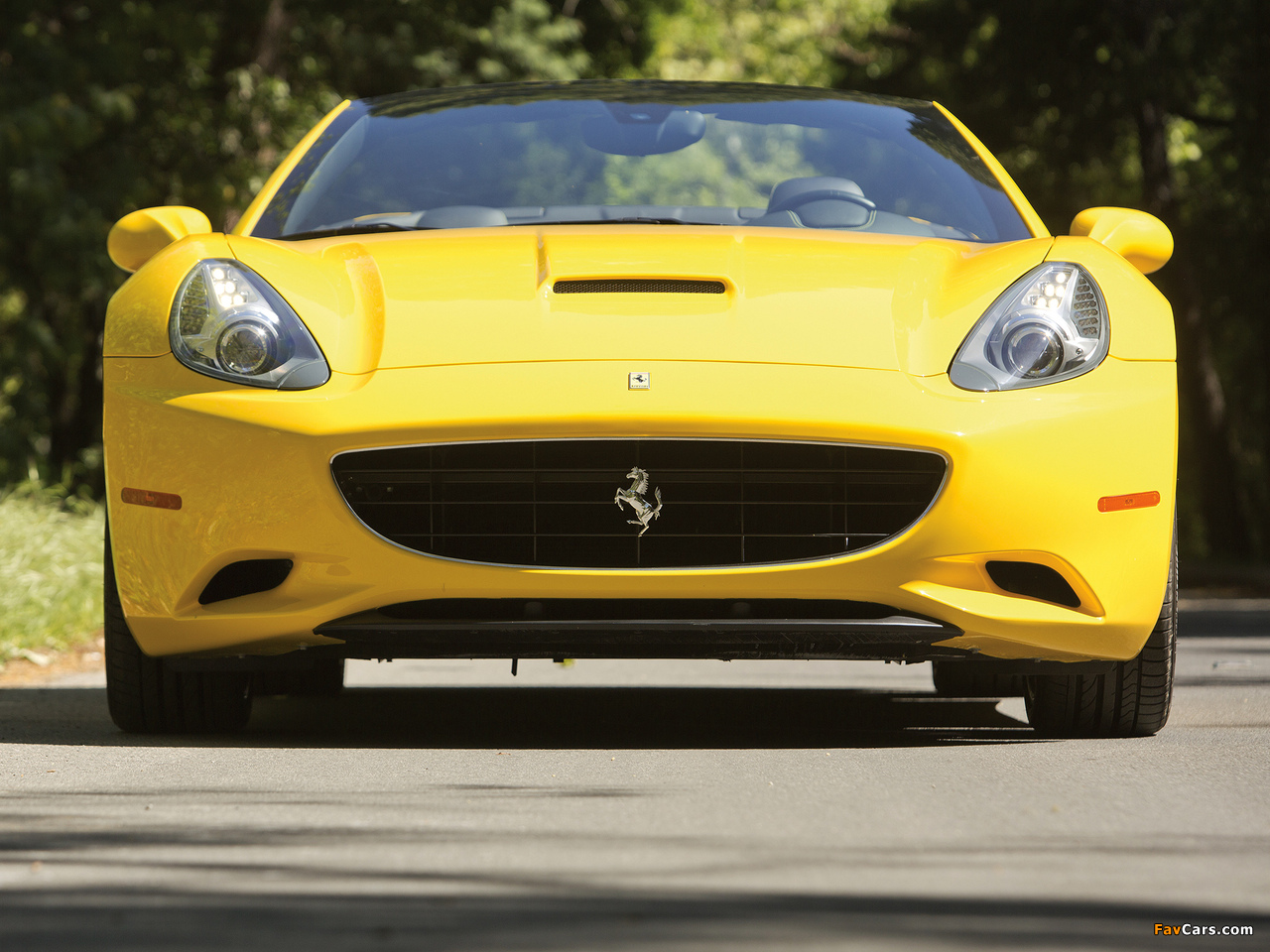 Ferrari California US-spec 2009–12 pictures (1280 x 960)