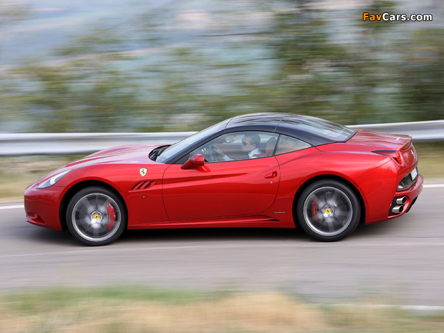 Ferrari California HELE 2010–12 images (640 x 480)
