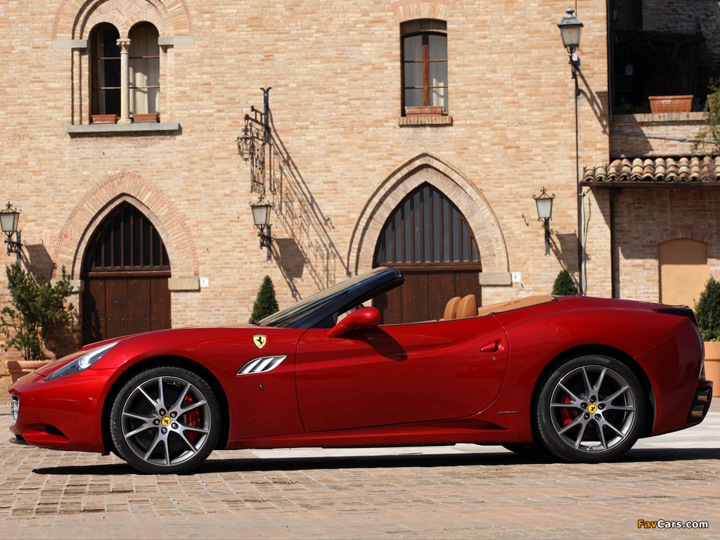 Ferrari California 30 2012 photos (1024 x 768)